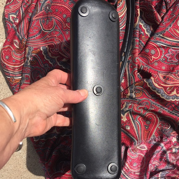 Authentic Salvatore Ferragamo Black Fabric & Leather Pouchette Shoulder Bag Zips - Picture 8 of 10